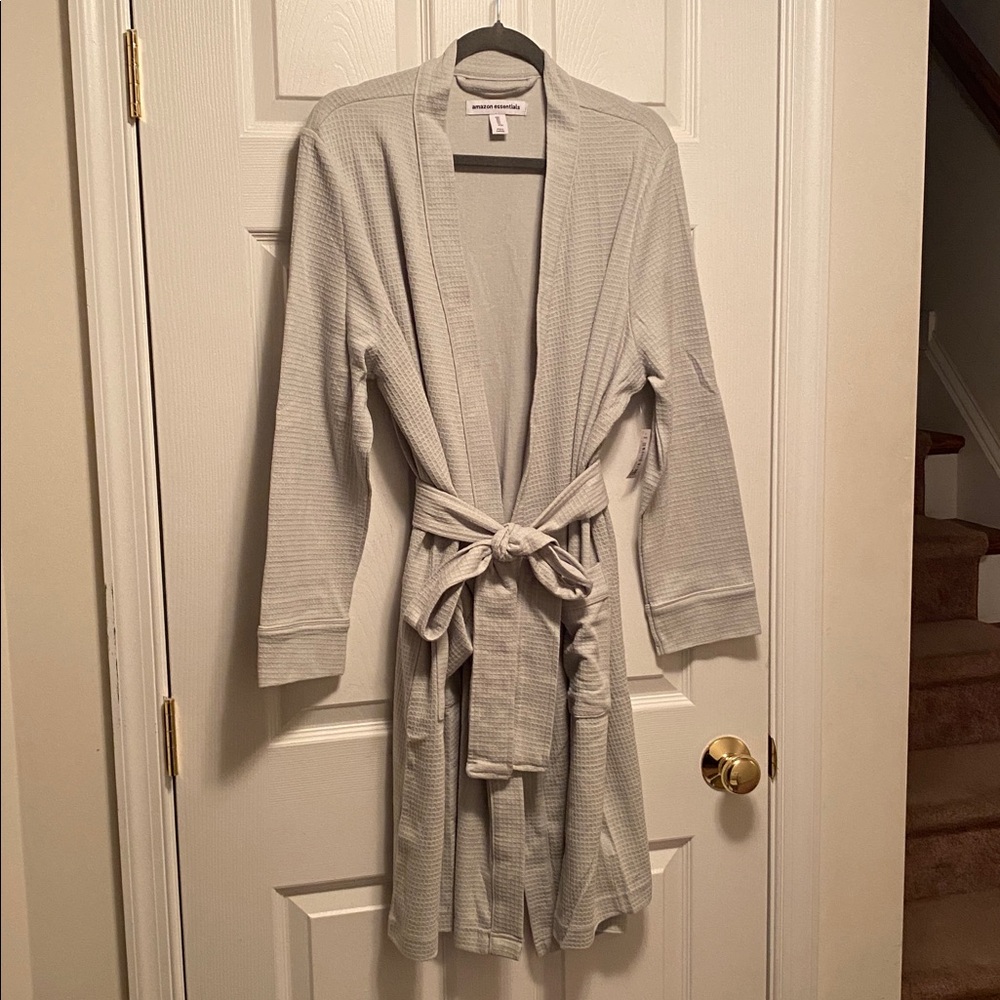 Amazon Essentials Women's Jade Green Lightweight Waffle Mid-Length Robe… size L